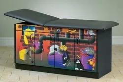 Alley Cats Exam Table